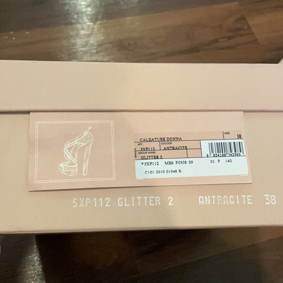 Miu Miu Glitter 2 Pumps - Picture 9 of 9